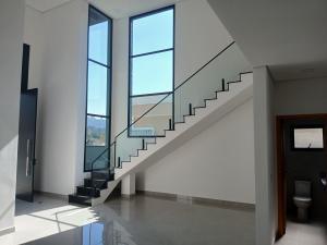 Casa no Condomínio Reserva Santa Maria