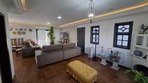 Casa no Condomínio São Fernando Residência