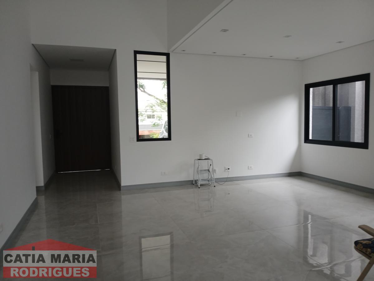 Casa no Condomínio Nova Higienópolis Casa no Condomínio Nova Higienópolis